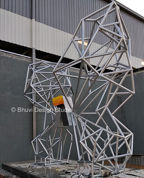 metal sculpture art bangalore